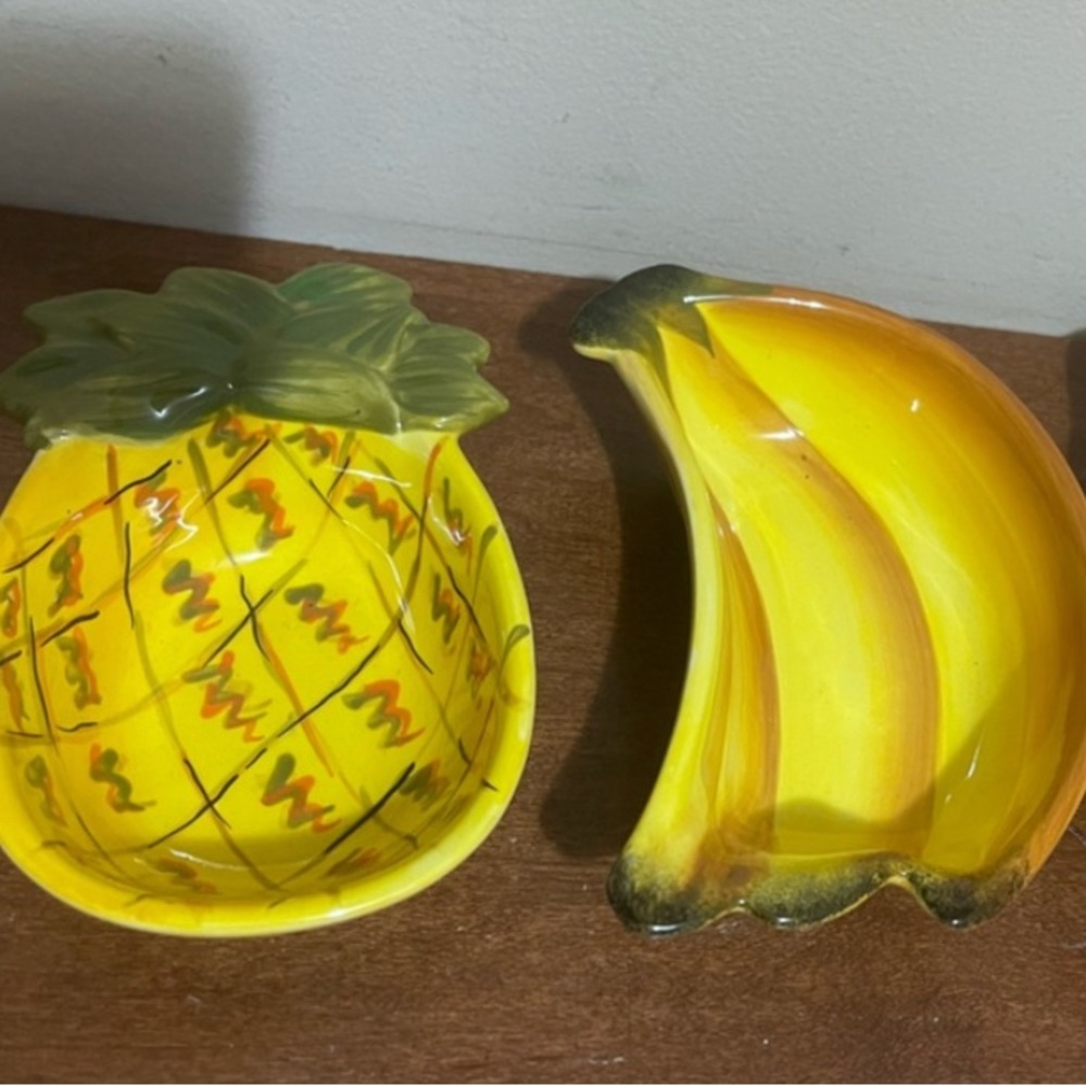 Fruit-Shaped Ceramic Dishes Set